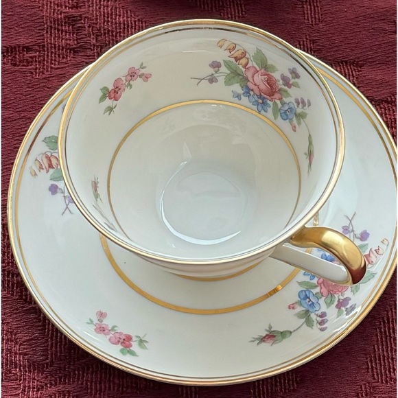 Queen’s Rose Other - Queen’s Rose Cup & Saucer Set